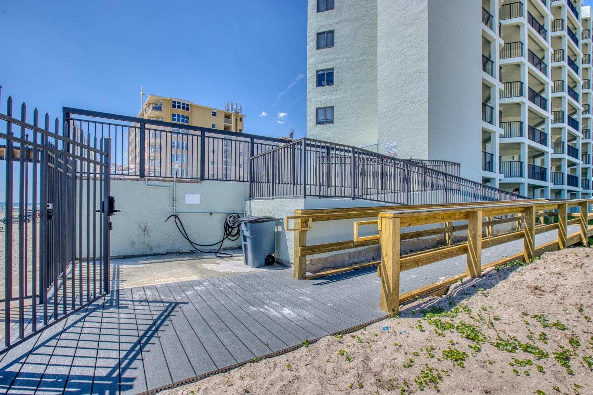 Ocean View With A Beachfront Pool At Ocean Trillium Condo ~ 702 New Smyrna Beach Exteriér fotografie